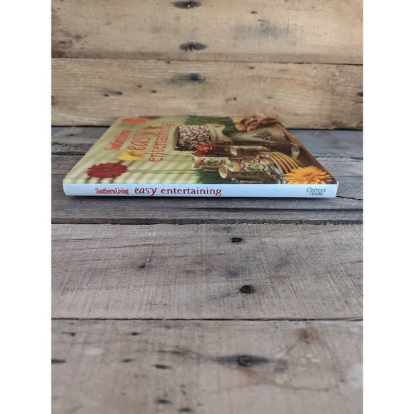 Vintage 2002 Southern Living Easy Entertaining Cookbook - Picture 3 of 6